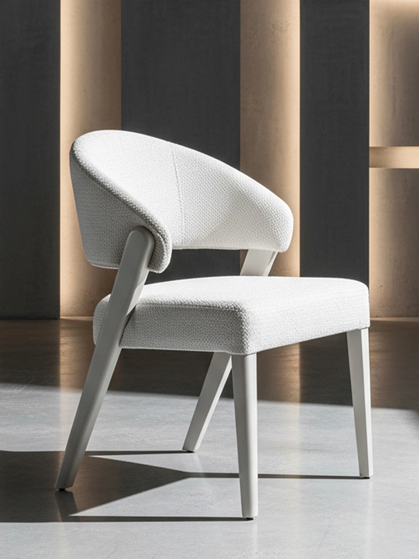 Lucci Chair