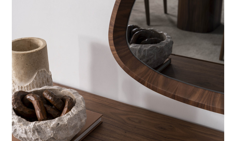 Lugano Console