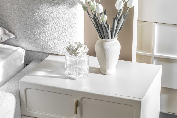 Molly Nightstand