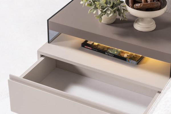 Sevilla Nightstand